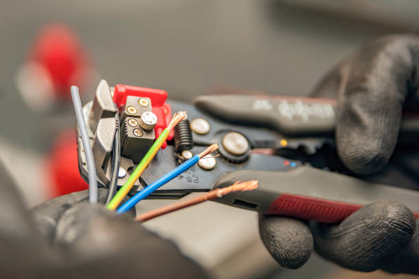 Best Electrical Outlet Repair  in Canyonville, OR